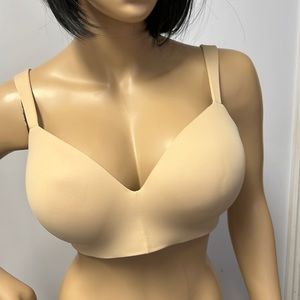 New Condition Lightly Lined Cacique Bra S38DD